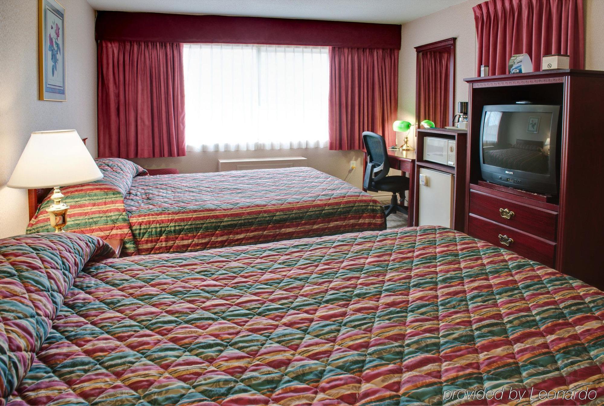 Sandman Inn Smithers Habitación foto